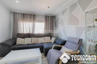 Appartamento in Llefi. Piso en venta en badalona