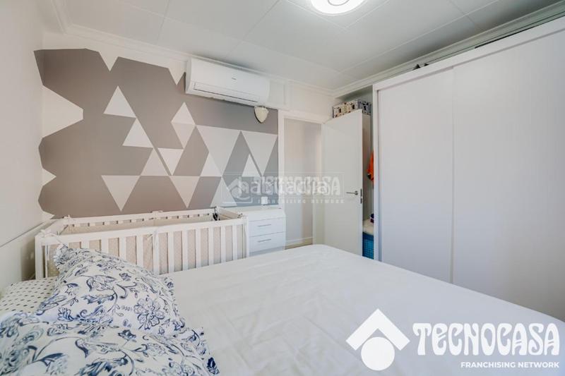 Foto 74bebce5-00bd-448f-93a5-b152e1eb7d6d. Piso  en venta en Llefià Badalona