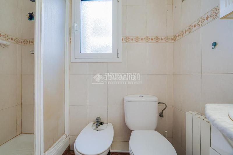 Foto 00344c23-1938-41ef-844f-0b64b3d1b93d. Pis a Sistrells Badalona
