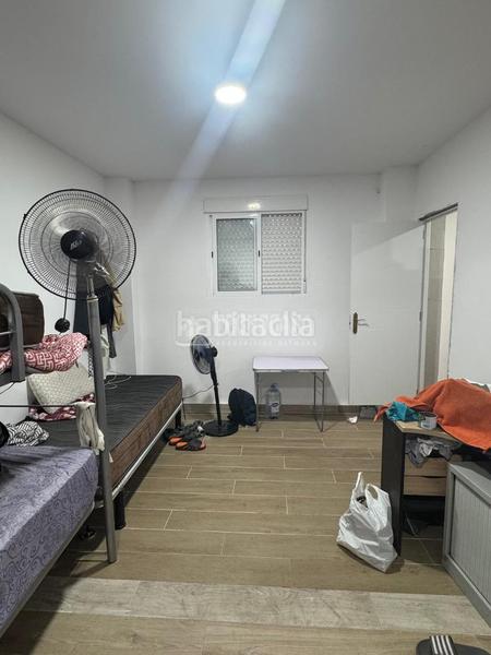 Foto f7921737-5b5b-4c51-b9fd-85b065f64fbf. Estudio piso en venta en La Salut Badalona