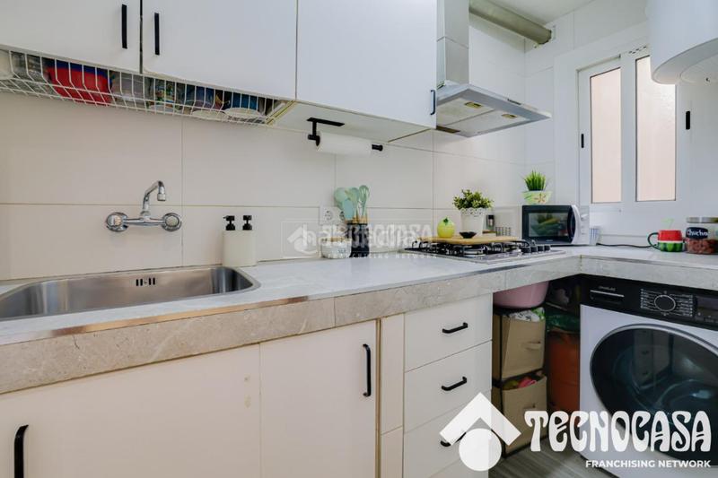 Foto aa32b503-778c-4543-bd90-9da6a38293cb. Pis a Sistrells Badalona