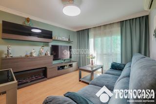 Piso en Sistrells. Piso en venta en badalona