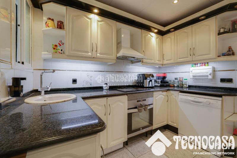 Foto b807b943-f808-4543-9416-c88ca5bbec09. Pis a Sistrells Badalona