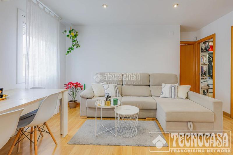 Foto 606a5b78-f3b9-4fd3-af1d-7c3f6a0a1089. Appartement dans Sistrells Badalona