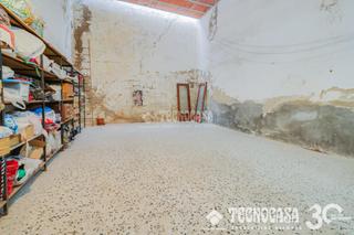 Lloguer Local Comercial  Carrer de calderón de la barca. Local comercial en alquiler en badalona