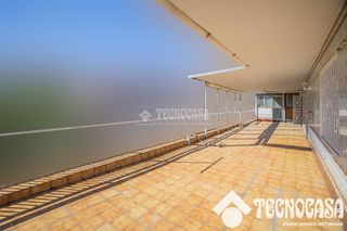 Flat  C. de ruperto chapí. Piso en venta en badalona