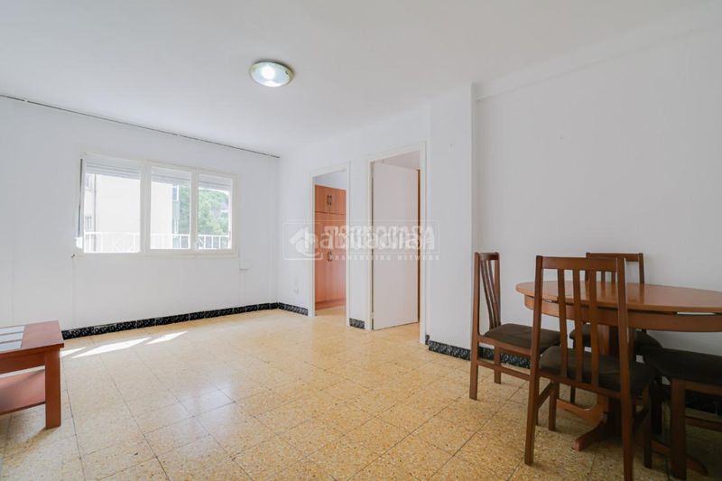 Foto 3d97d10a-1e0e-4387-8829-faea88847be7. Pis a La Salut Badalona
