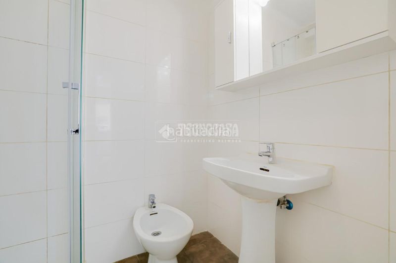 Foto e7b59527-e2ed-43c7-bd7e-6e9945063bc1. Pis a La Salut Badalona