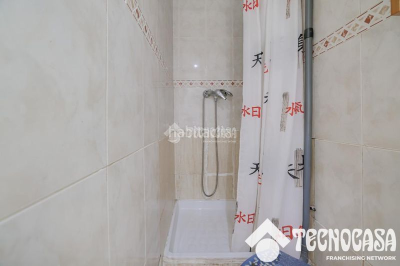 Foto c0b80184-8349-4f03-a3f0-2054ddd569f0. Pis a Lloreda Badalona