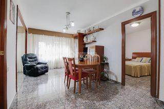Flat in Sistrells. Piso en venta en badalona