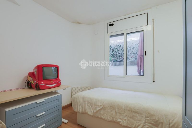 Foto 4a099f89-88d3-4858-8776-51a675bfbb70. Pis amb calefacció a Sistrells Badalona