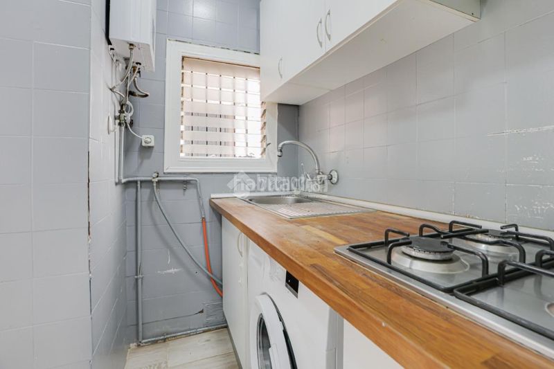 Foto a3712d3e-8b24-41e8-879e-48d0ac1bc761. Pis a La Salut Badalona