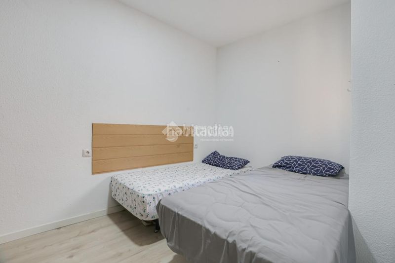 Foto b3ccddf0-a401-484a-affa-b916c8d07c04. Pis a La Salut Badalona