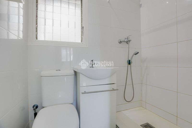 Foto eaa34aba-9202-4310-865a-87b4078b9de2. Pis a La Salut Badalona
