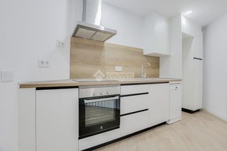 Pis a La Salut. Piso en venta en badalona