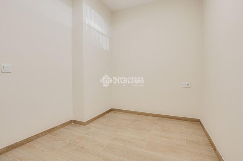 Foto fe201491-350a-48b8-a3f1-1a590ca82ce6. Pis a La Salut Badalona