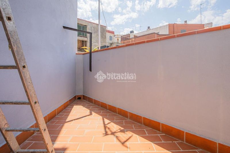 Foto d0322988-607c-4f46-a425-22e795793dfb. Pis a La Salut Badalona