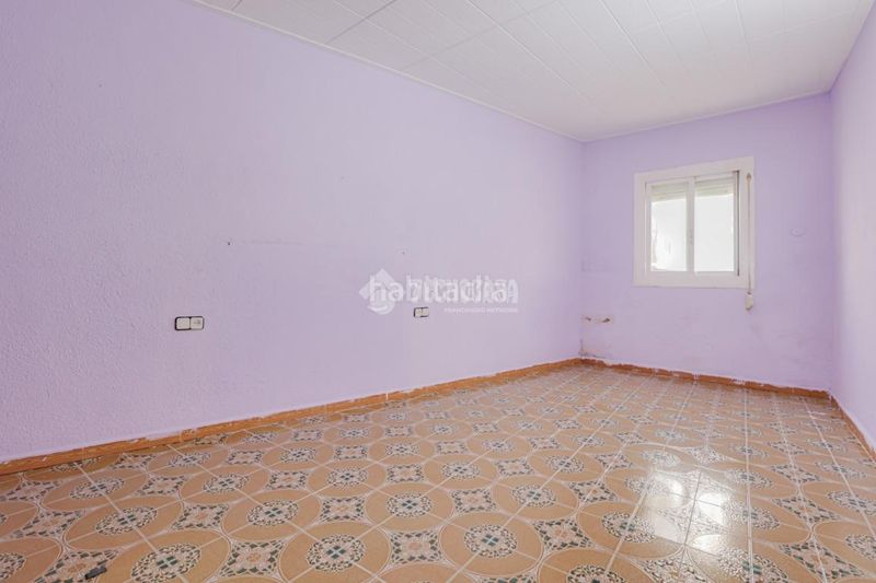 Foto 089bc666-bb54-481c-acc5-a97b41598266. Pis a Sistrells Badalona