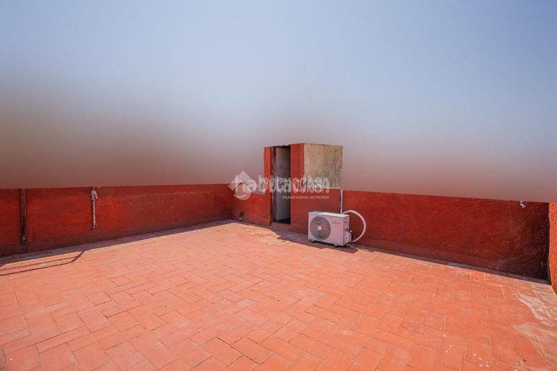 Foto 07b41f9e-8ce2-436a-b812-7c4bdbfae985. Pis a La Salut Badalona