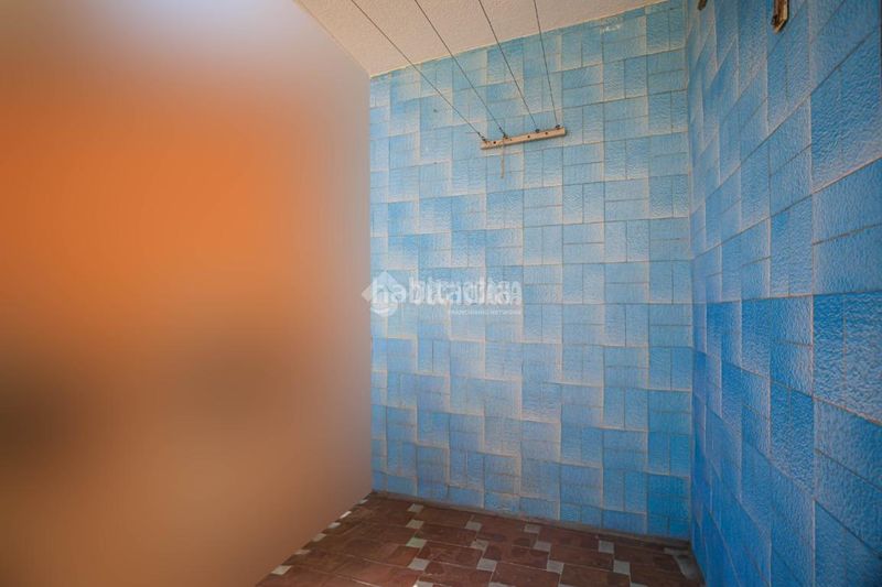 Foto 0c72d79d-082c-4d41-b2d7-a0976955a682. Pis a La Salut Badalona