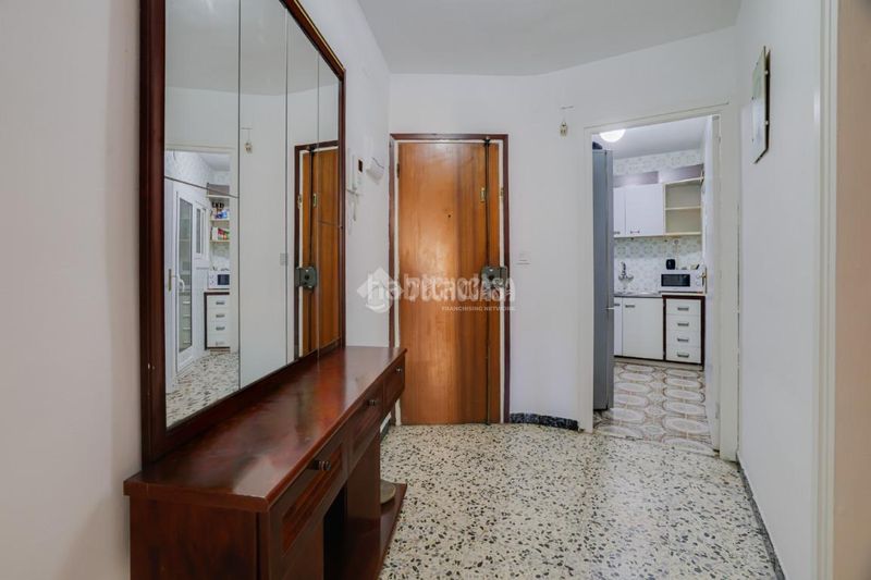 Foto 8ff0d48a-a825-4d51-9684-10efd97cf1e9. Pis a La Salut Badalona
