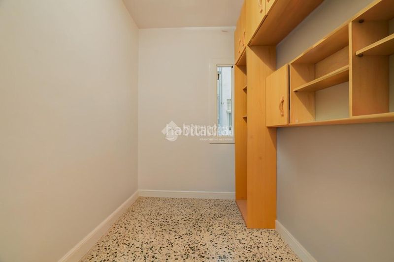Foto 979a7731-5399-4222-b42b-405f359fbc55. Pis a La Salut Badalona