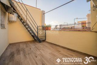 Etagenwohnung in Lloreda. Piso en venta en badalona