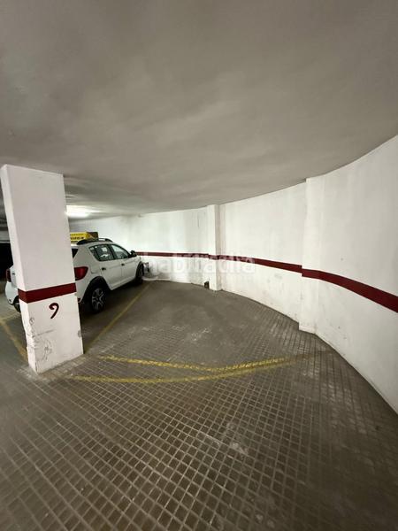 Foto 5208c85e-226c-428b-a397-2e925cd7a279. Aparcament cotxe a Sistrells Badalona