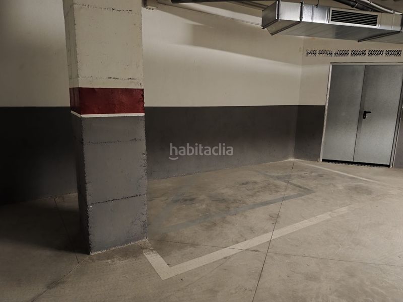 Foto 0a28e26e-784a-4292-8168-c6141455091e. Location parking moto dans Piera