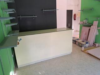 Local commercial  Avinguda de la carretera d'igualada. Se vende local comercial de 50 m² en piera