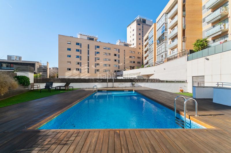 Foto 528b160d-c7b3-4fbf-9546-cc4b93213e57. Pis amb calefacció aparcament piscina a Poblenou Barcelona