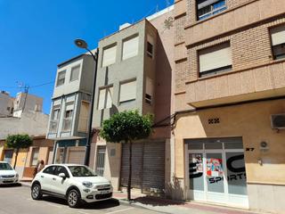 Gebäude in Pueblo. Venta