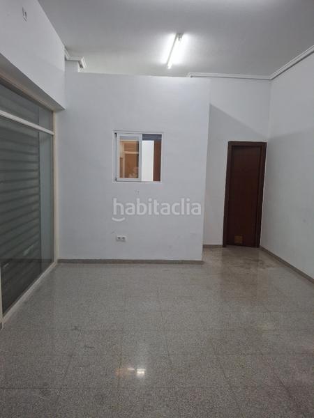 Foto 6674ef78-b8b8-4218-b0a7-5c5b8b151ca5. Rent business premise in Reina Victoria - Miguel Hernández Elche / Elx