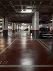 Car parking in Avinguda en joan carles i 1. Venta  plaza