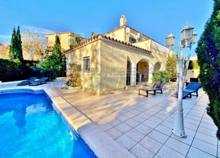 Casa a Francolí - Freser - Noguera. Belle villa individuelle, piscine, garage, expo sud, secteur cal