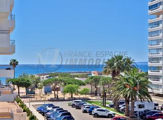 Pis a Santa Margarida. Appartement vue latérale mer/canal, plage 100m