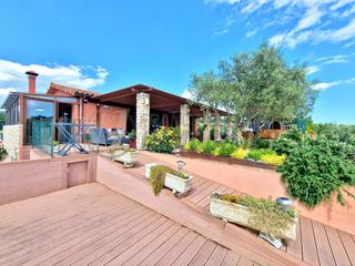 Masia a Masarac i Vilarnadal. Villa autonome tout confort sur terrain agricole 6.8ha