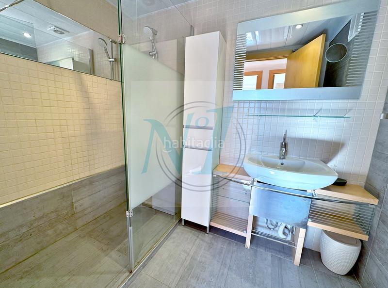 Foto 21f87a81-09c7-4d48-837c-94f36f4c81bd. Piso appt belle vue marina, parking et cave privés en Roses
