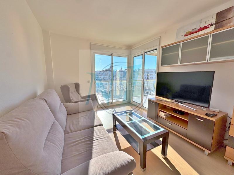 Foto 7caeda36-55be-4dc4-99d9-ca9789a0983a. Piso appt belle vue marina, parking et cave privés en Roses