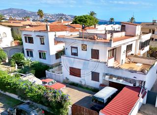 Edifici a Muga - Gran Reserva - Badia. Idéal investisseurs! 2 immeubles plage 150m