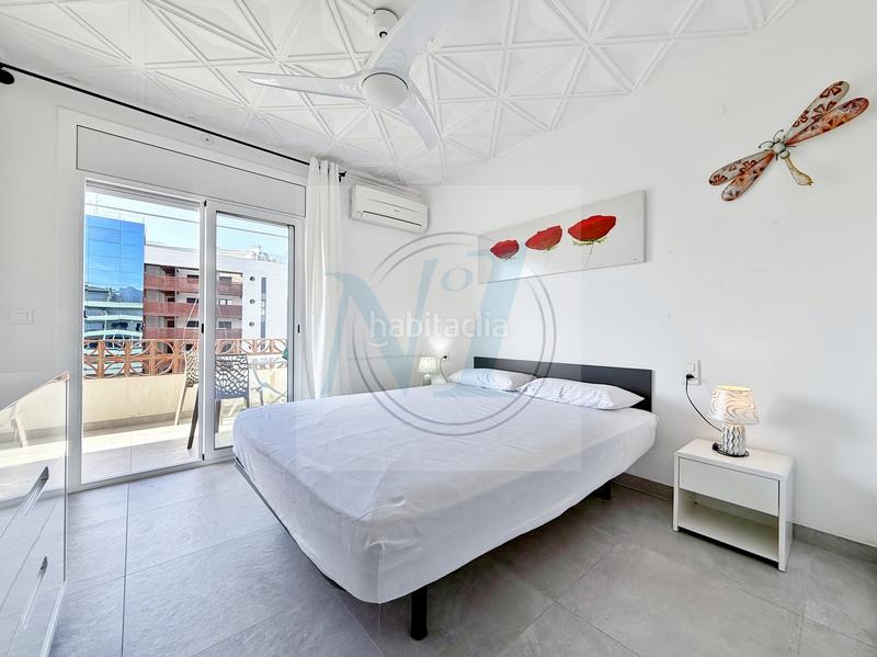 Foto 64525bcf-28a2-417f-b02d-0e13d942c7ea. Piso appt vue marina, amarre voilier 8x3m, plage 500m en Roses