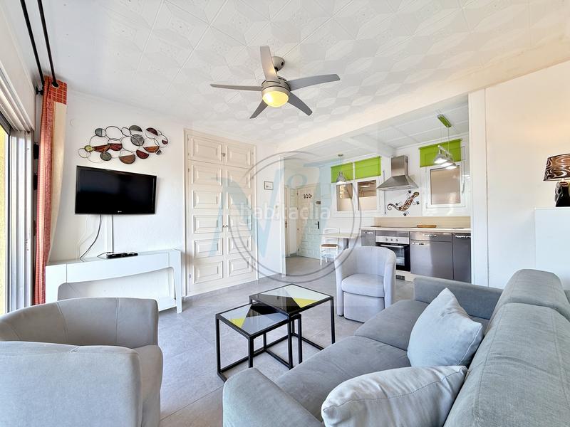 Foto bb4be8cb-b1e6-4c32-91b9-c0e5f81cb123. Piso appt vue marina, amarre voilier 8x3m, plage 500m en Roses