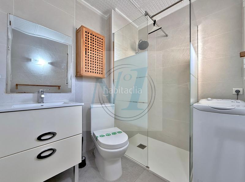 Foto c81af628-e96c-4193-bfc1-c463455e6c8b. Piso appt vue marina, amarre voilier 8x3m, plage 500m en Roses
