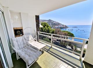 Pis a Puig Rom-Canyelles-Almadrava. Confortable atico vue mer imprenable, parking, plage 100m