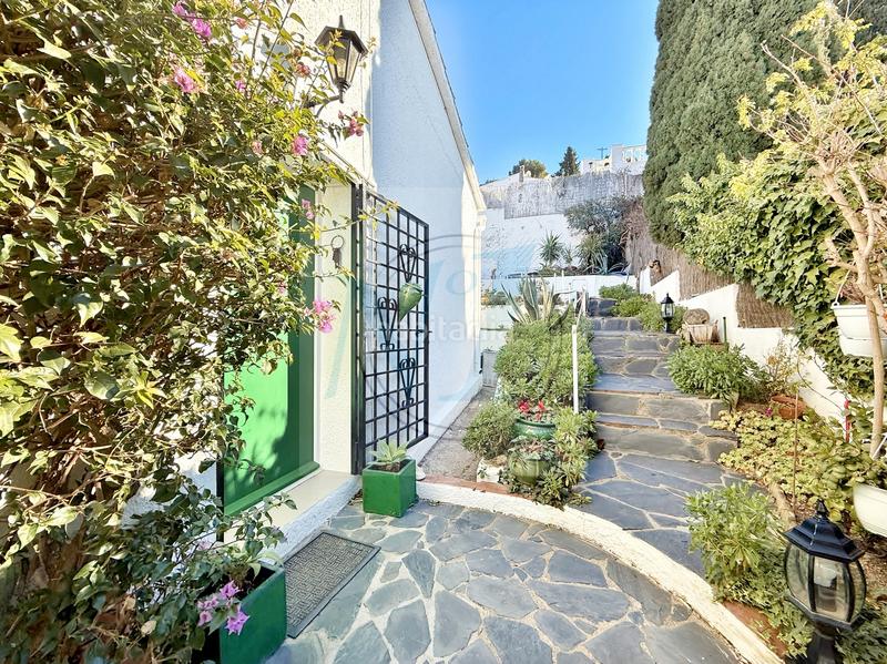 Foto d3fdf52d-6d0d-4069-b05e-45d8071e17c9. Casa villa vue mer, appt indépendant, plage 900m en Roses