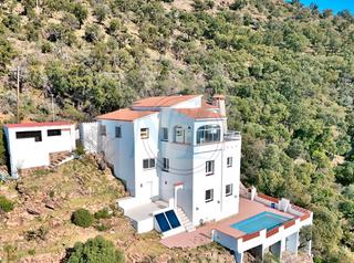 Casa a Nord. Spécial investisseur ! grande villa vue mer, piscine, garage
