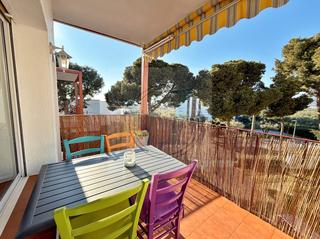 Pis a Els Grecs-Mas Oliva. Bel appartement 2 chambres, piscine communautaire