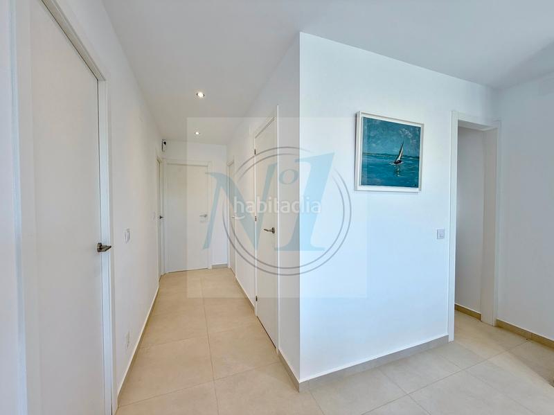 Foto 4ade0da8-c79a-4dfc-9ee4-cb45ce70d1ab. Maison avec parking dans Nord Roses