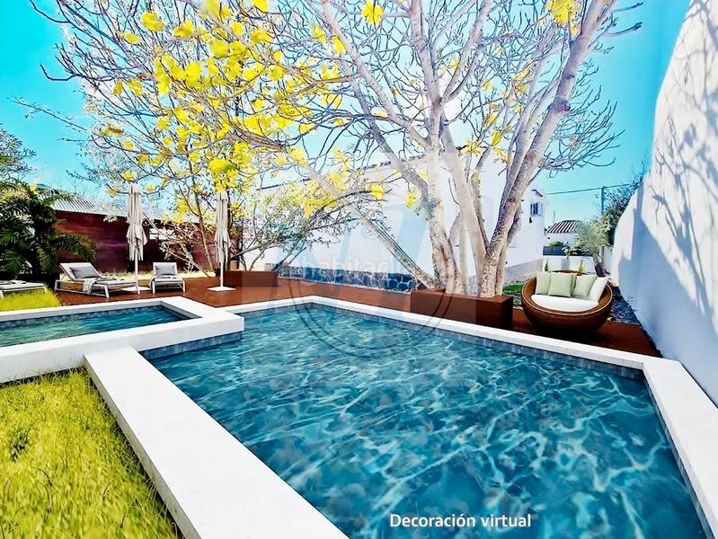 Foto 5954f4cf-4059-41de-ab27-4e8e84c7ca25. Maison avec parking dans Nord Roses