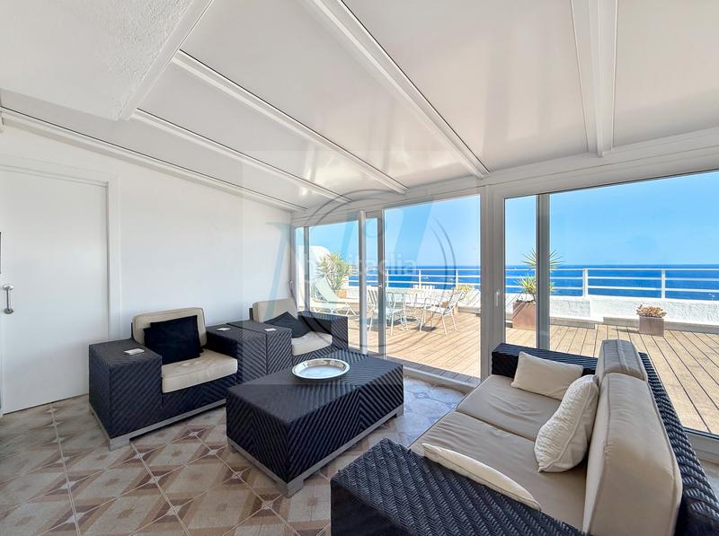 Foto 431ef36c-c9a0-42fa-a6a1-0d9d72769d0e. Piso atico + solarium superbe vue mer 180°, 2ème ligne en Roses